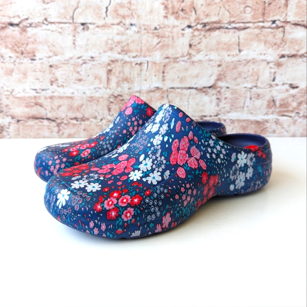 EASY SPIRIT MARTHA EVERYDAY"Rosie" Clogs